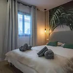The Little Jewel With Ocean View - Americas Apartmán