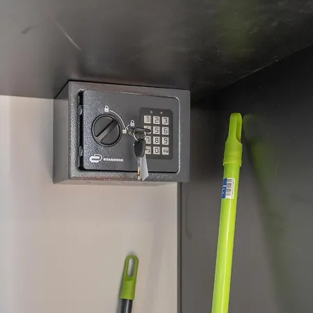 The Little Jewel With Ocean View - Americas *