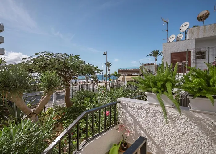 The Little Jewel With Ocean View - Americas * Playa de las Americas (Tenerife)